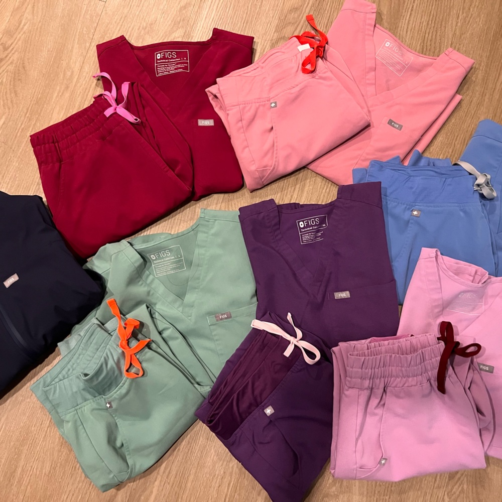 FIGS XS, S, SP Sets